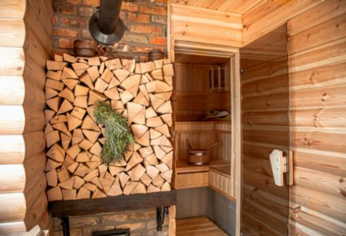 Accessoires de poêle à bois : Améliorer votre expérience de sauna.