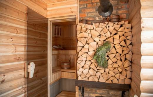 Thermomètres et hygromètres : surveillance des conditions de sauna.